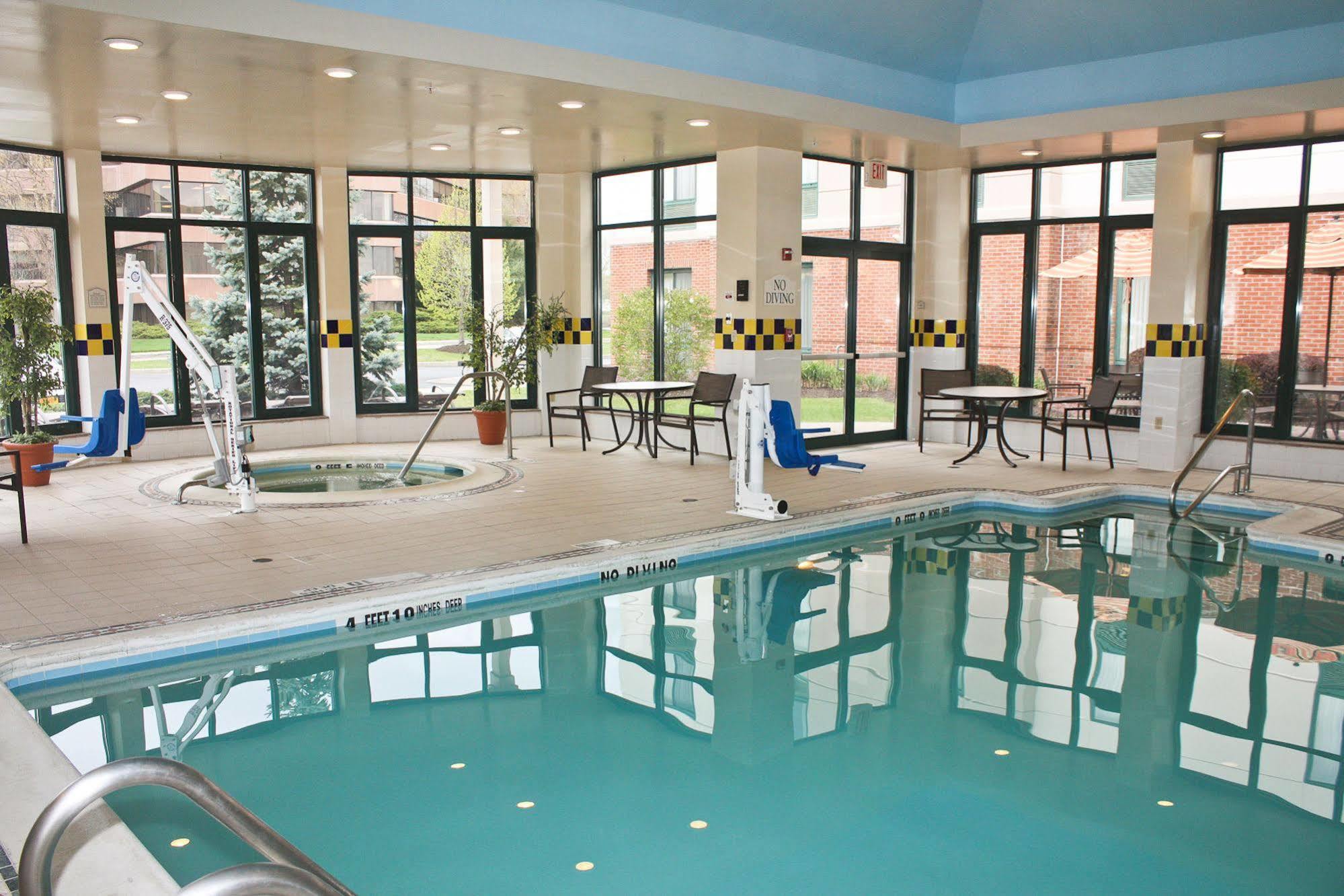 Hilton Garden Inn Fishkill Exterior photo